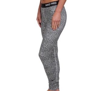 NIKE PRO Black and White Leopard Print Leggings
